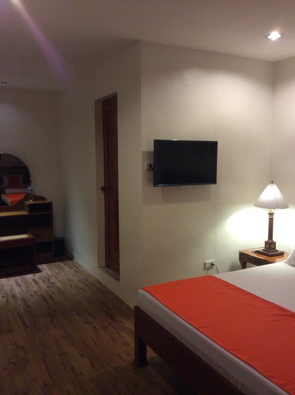 Casa Roces Bed and Breakfast Legazpi Værelse billede