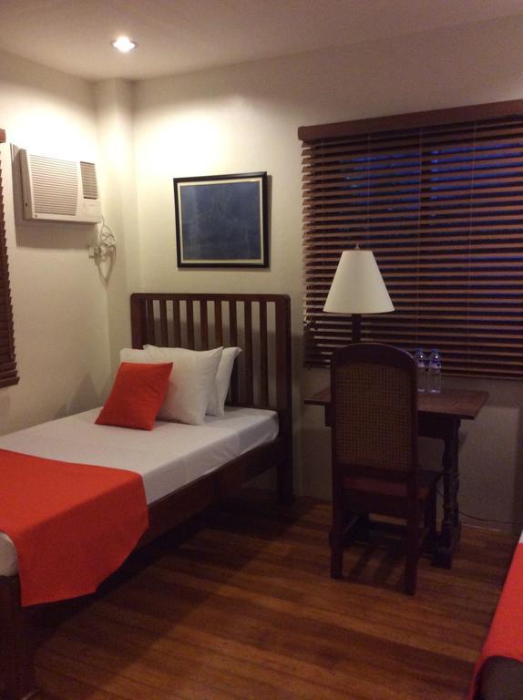 Casa Roces Bed and Breakfast Legazpi Værelse billede